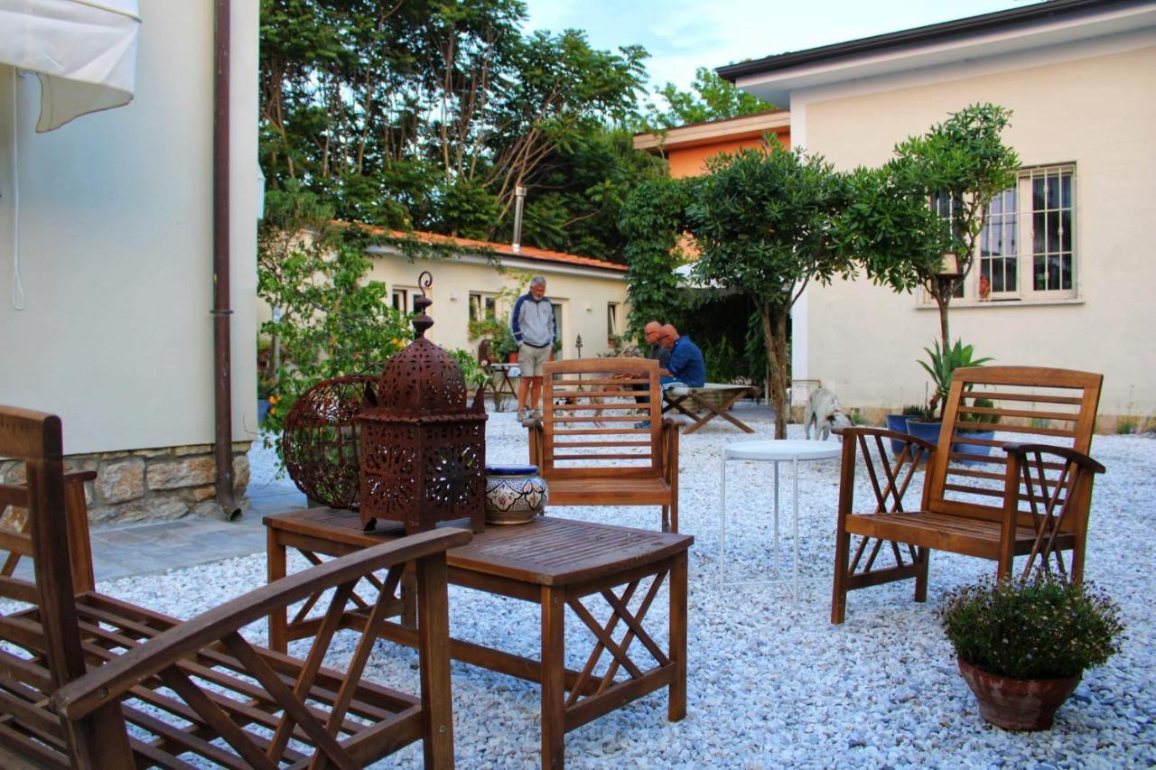 I Levrieri Hotel Torre del Lago Puccini Exterior photo